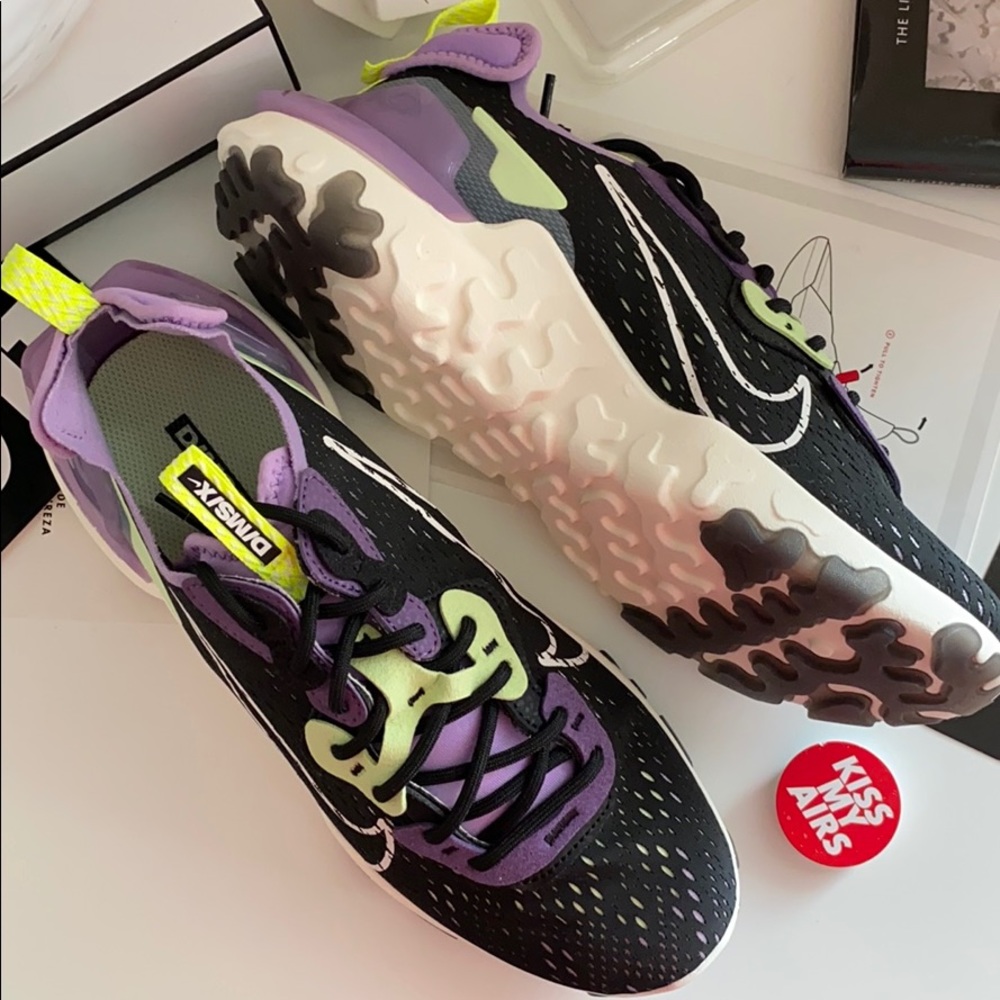 NWT Nike NSW react vision black - Picture 8 of 9